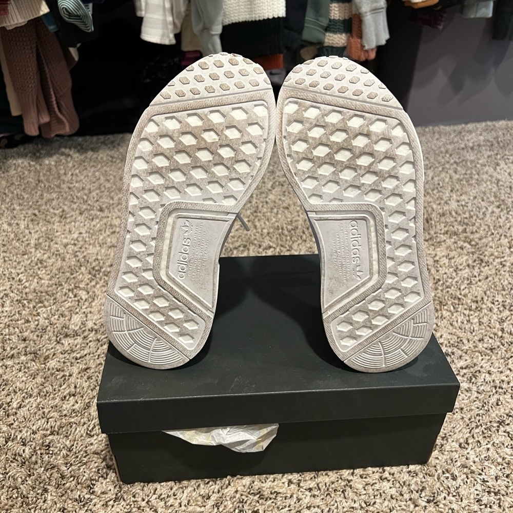 Adidas NMD shoes - Picture 2 of 5